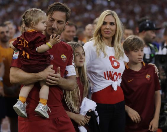 Francesco Totti divorces his wife due to adultery