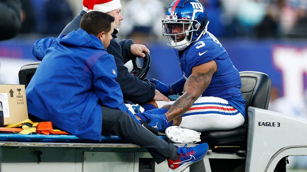 A non-contact injury to Giants wide receiver Sterling Shepard against the Cowboys caused him to be carted off.
